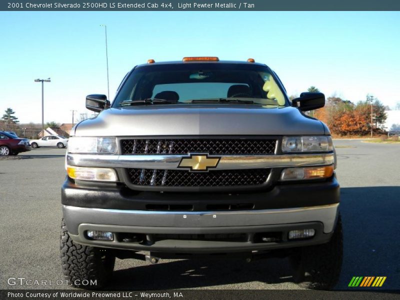 Light Pewter Metallic / Tan 2001 Chevrolet Silverado 2500HD LS Extended Cab 4x4