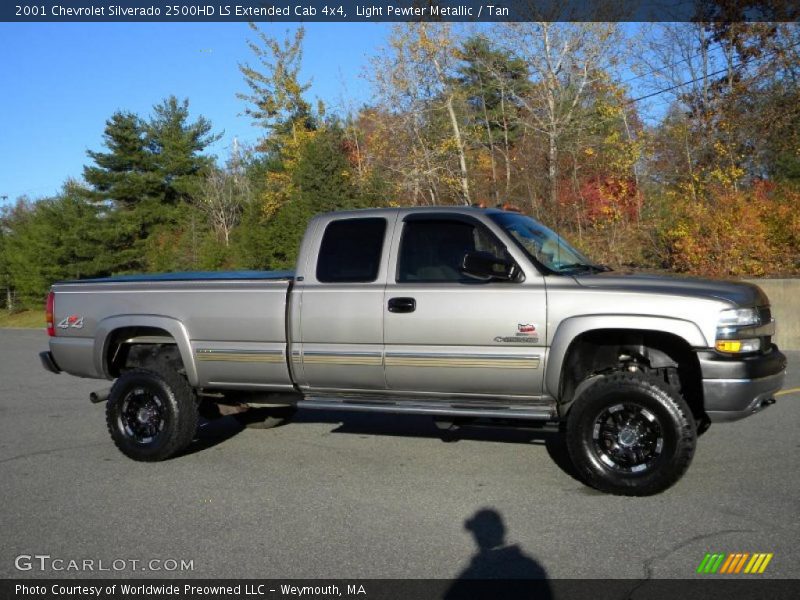 Light Pewter Metallic / Tan 2001 Chevrolet Silverado 2500HD LS Extended Cab 4x4