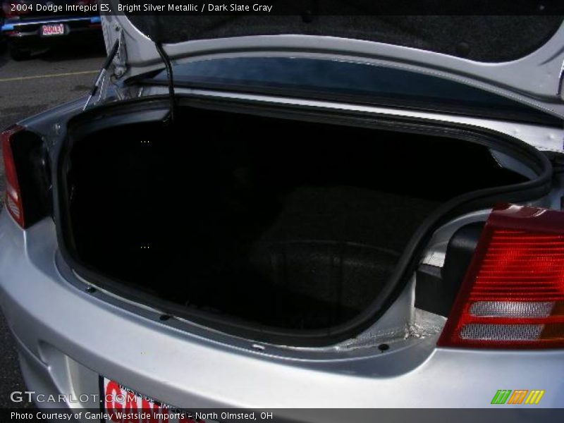 Bright Silver Metallic / Dark Slate Gray 2004 Dodge Intrepid ES