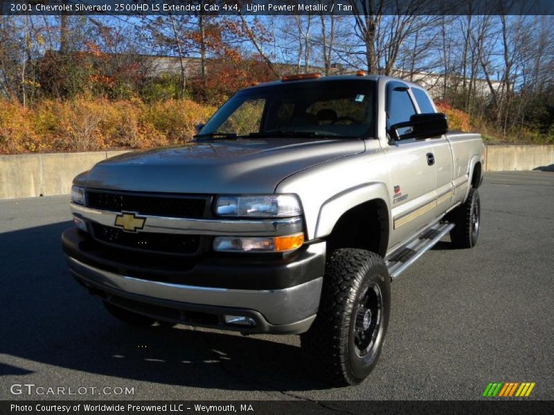 Light Pewter Metallic / Tan 2001 Chevrolet Silverado 2500HD LS Extended Cab 4x4