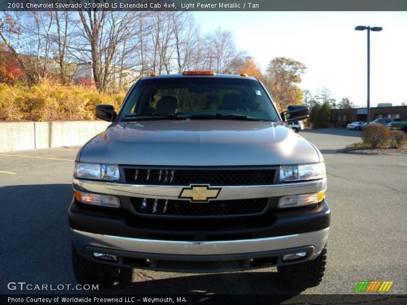 Light Pewter Metallic / Tan 2001 Chevrolet Silverado 2500HD LS Extended Cab 4x4