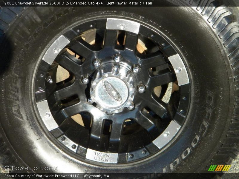 Light Pewter Metallic / Tan 2001 Chevrolet Silverado 2500HD LS Extended Cab 4x4