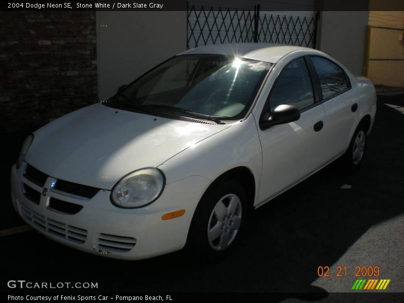 Stone White / Dark Slate Gray 2004 Dodge Neon SE