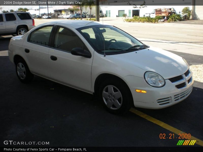 Stone White / Dark Slate Gray 2004 Dodge Neon SE