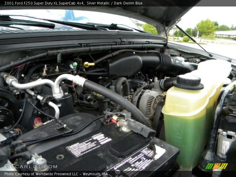 Silver Metallic / Dark Denim Blue 2001 Ford F250 Super Duty XL SuperCab 4x4