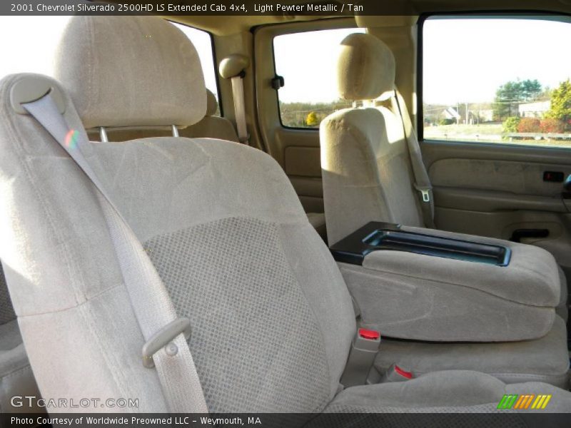 Light Pewter Metallic / Tan 2001 Chevrolet Silverado 2500HD LS Extended Cab 4x4