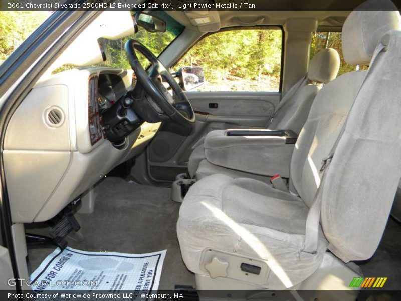 Light Pewter Metallic / Tan 2001 Chevrolet Silverado 2500HD LS Extended Cab 4x4