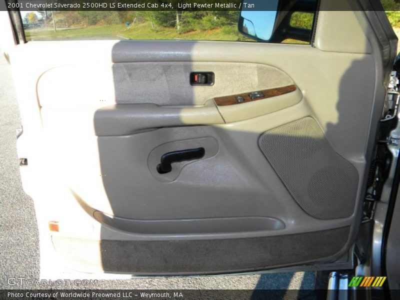Light Pewter Metallic / Tan 2001 Chevrolet Silverado 2500HD LS Extended Cab 4x4