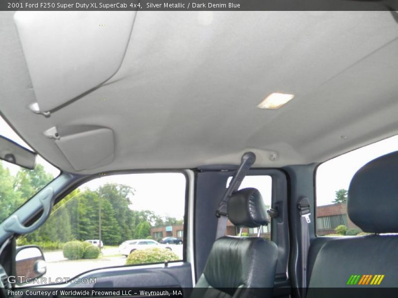 Silver Metallic / Dark Denim Blue 2001 Ford F250 Super Duty XL SuperCab 4x4