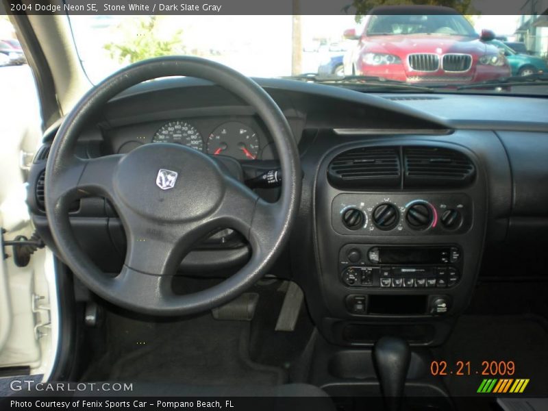 Stone White / Dark Slate Gray 2004 Dodge Neon SE
