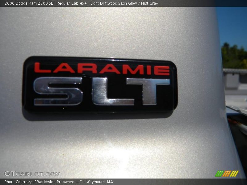  2000 Ram 2500 SLT Regular Cab 4x4 Logo