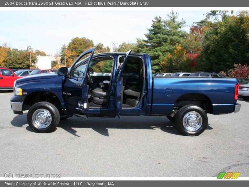 Patriot Blue Pearl / Dark Slate Gray 2004 Dodge Ram 2500 ST Quad Cab 4x4