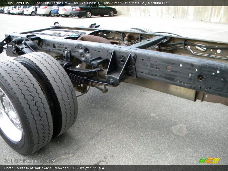 Dark Green Satin Metallic / Medium Flint 2005 Ford F450 Super Duty Lariat Crew Cab 4x4 Chassis