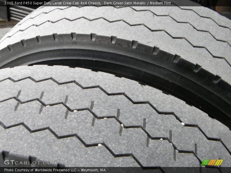 Dark Green Satin Metallic / Medium Flint 2005 Ford F450 Super Duty Lariat Crew Cab 4x4 Chassis
