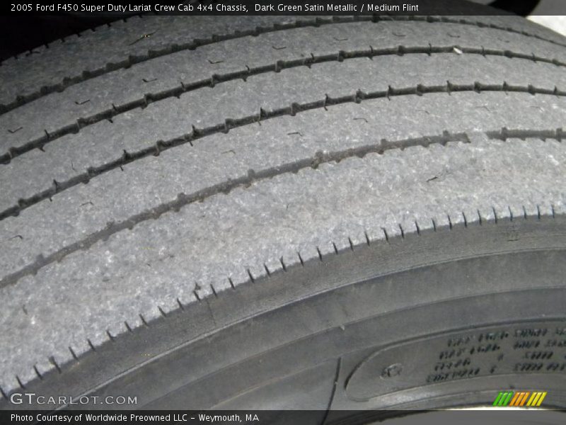 Dark Green Satin Metallic / Medium Flint 2005 Ford F450 Super Duty Lariat Crew Cab 4x4 Chassis