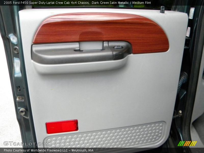 Dark Green Satin Metallic / Medium Flint 2005 Ford F450 Super Duty Lariat Crew Cab 4x4 Chassis