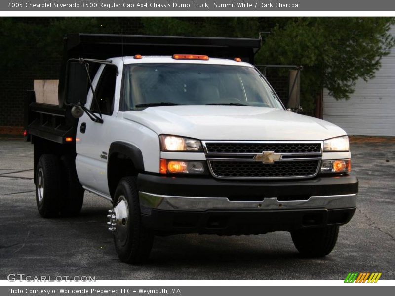 Summit White / Dark Charcoal 2005 Chevrolet Silverado 3500 Regular Cab 4x4 Chassis Dump Truck