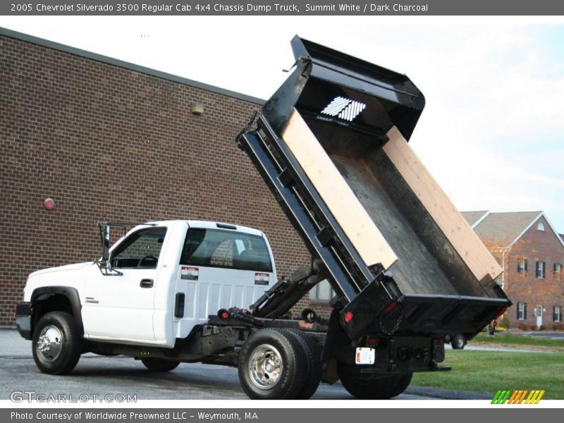Summit White / Dark Charcoal 2005 Chevrolet Silverado 3500 Regular Cab 4x4 Chassis Dump Truck