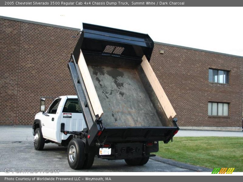 Summit White / Dark Charcoal 2005 Chevrolet Silverado 3500 Regular Cab 4x4 Chassis Dump Truck