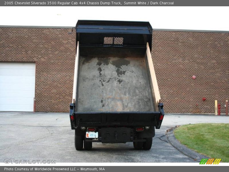 Summit White / Dark Charcoal 2005 Chevrolet Silverado 3500 Regular Cab 4x4 Chassis Dump Truck