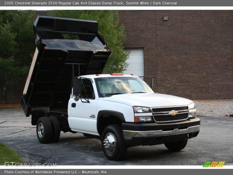 Summit White / Dark Charcoal 2005 Chevrolet Silverado 3500 Regular Cab 4x4 Chassis Dump Truck