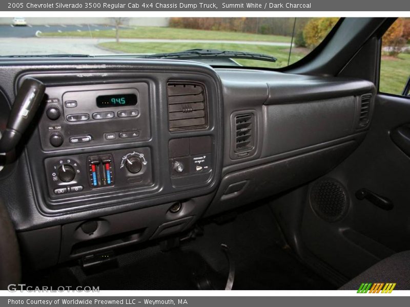 Summit White / Dark Charcoal 2005 Chevrolet Silverado 3500 Regular Cab 4x4 Chassis Dump Truck