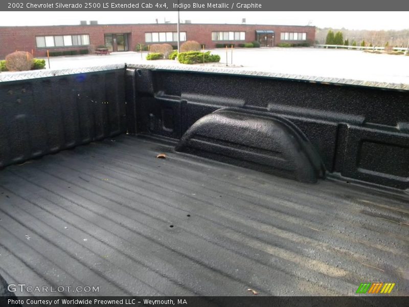 Indigo Blue Metallic / Graphite 2002 Chevrolet Silverado 2500 LS Extended Cab 4x4