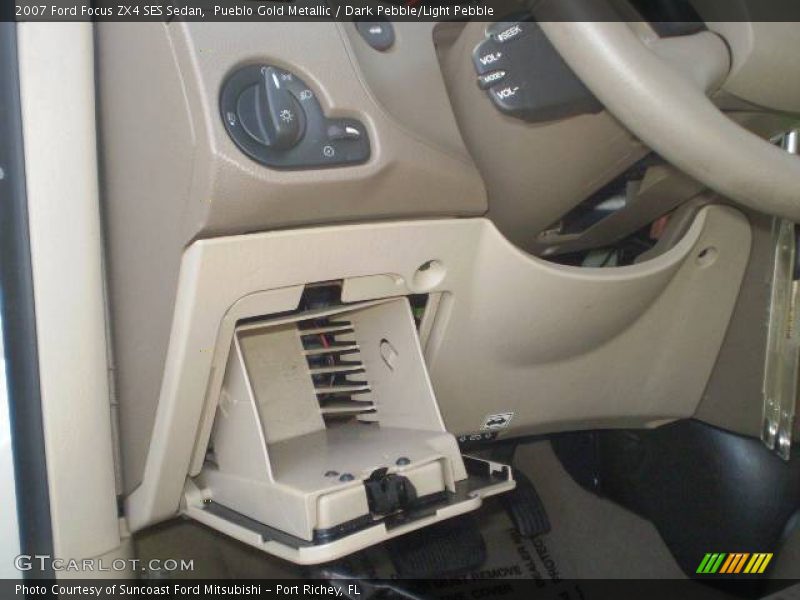 Pueblo Gold Metallic / Dark Pebble/Light Pebble 2007 Ford Focus ZX4 SES Sedan