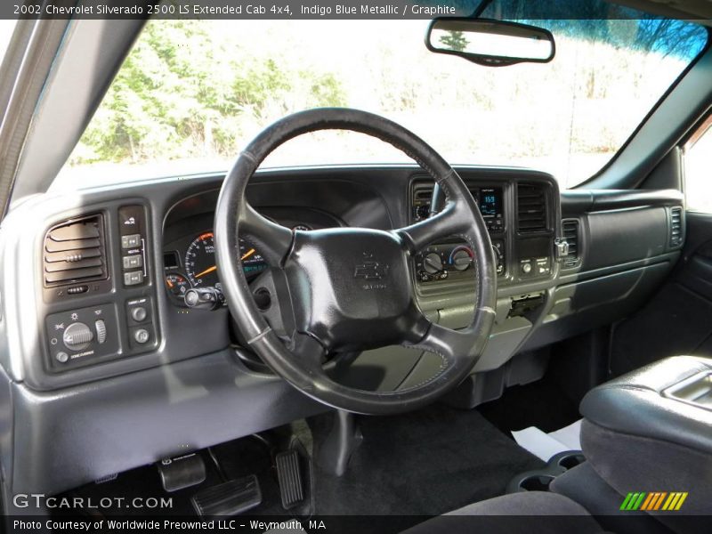 Indigo Blue Metallic / Graphite 2002 Chevrolet Silverado 2500 LS Extended Cab 4x4