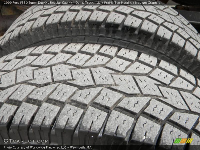 Light Prairie Tan Metallic / Medium Graphite 1999 Ford F350 Super Duty XL Regular Cab 4x4 Dump Truck