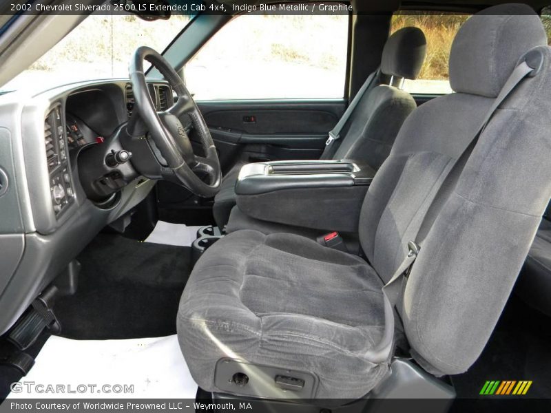 Indigo Blue Metallic / Graphite 2002 Chevrolet Silverado 2500 LS Extended Cab 4x4