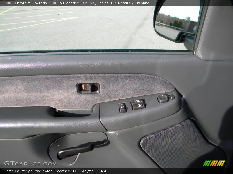 Indigo Blue Metallic / Graphite 2002 Chevrolet Silverado 2500 LS Extended Cab 4x4