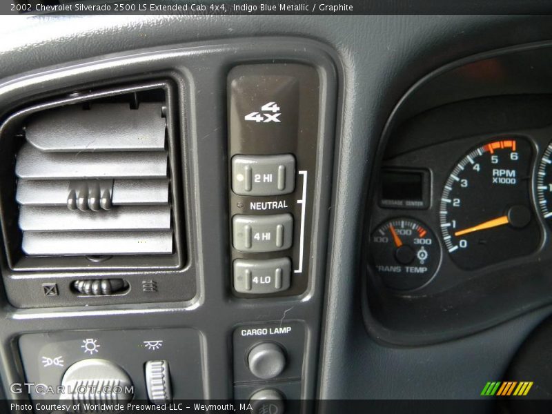 Indigo Blue Metallic / Graphite 2002 Chevrolet Silverado 2500 LS Extended Cab 4x4