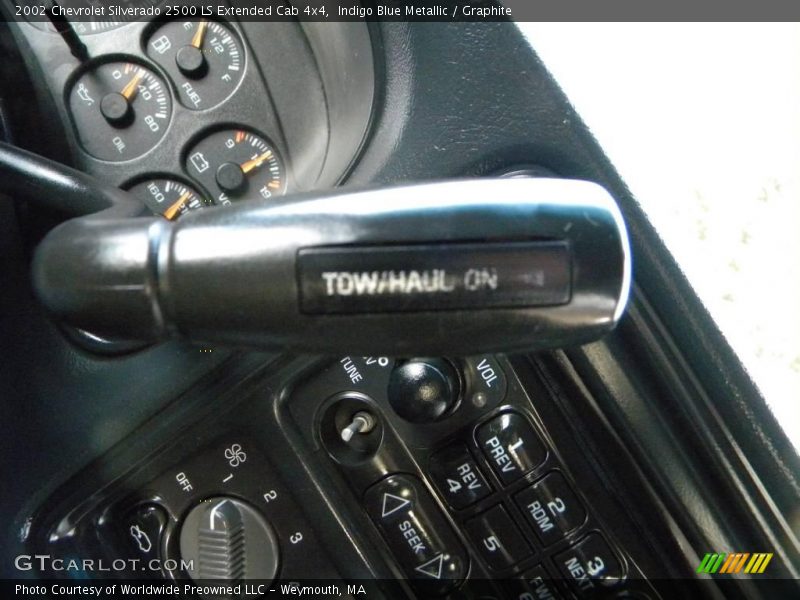 Indigo Blue Metallic / Graphite 2002 Chevrolet Silverado 2500 LS Extended Cab 4x4