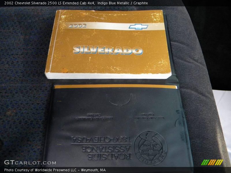 Indigo Blue Metallic / Graphite 2002 Chevrolet Silverado 2500 LS Extended Cab 4x4