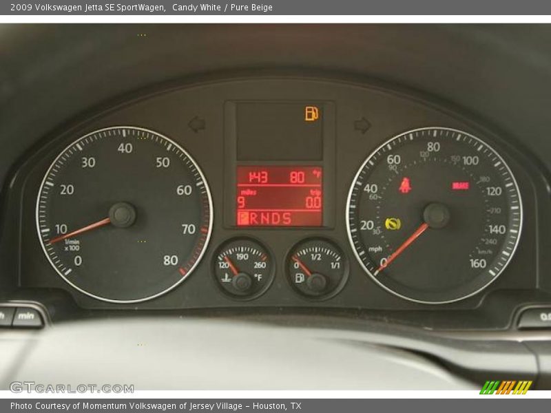 Candy White / Pure Beige 2009 Volkswagen Jetta SE SportWagen