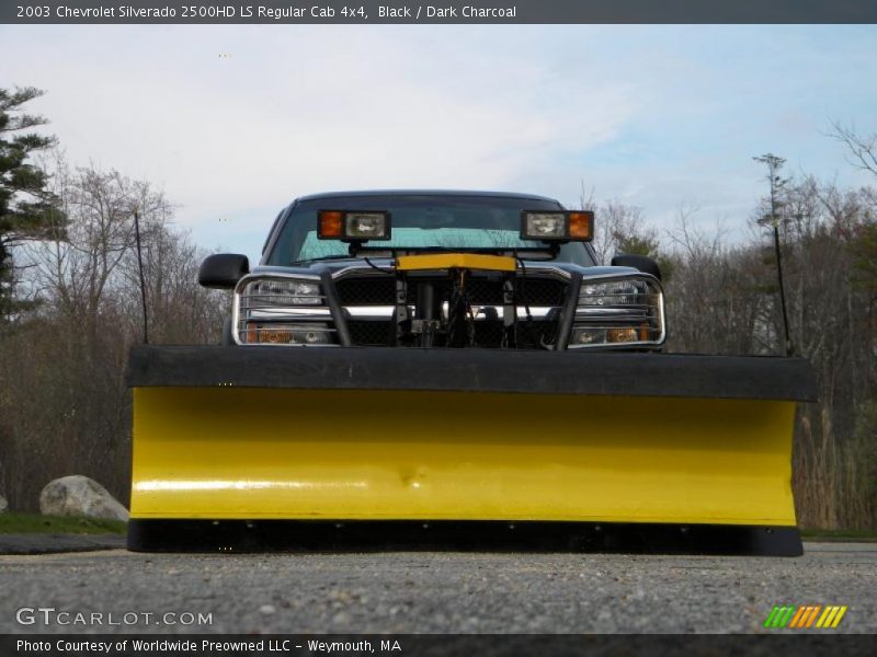 Black / Dark Charcoal 2003 Chevrolet Silverado 2500HD LS Regular Cab 4x4