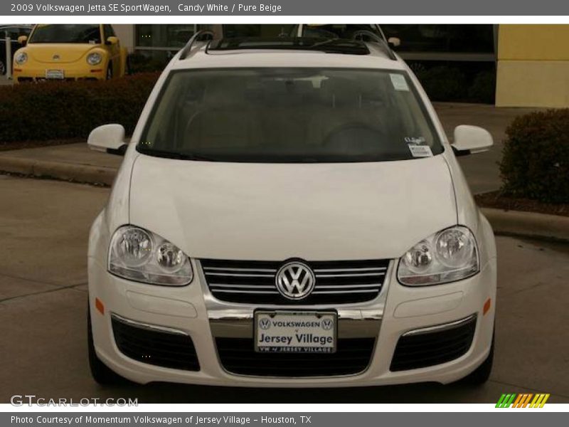 Candy White / Pure Beige 2009 Volkswagen Jetta SE SportWagen