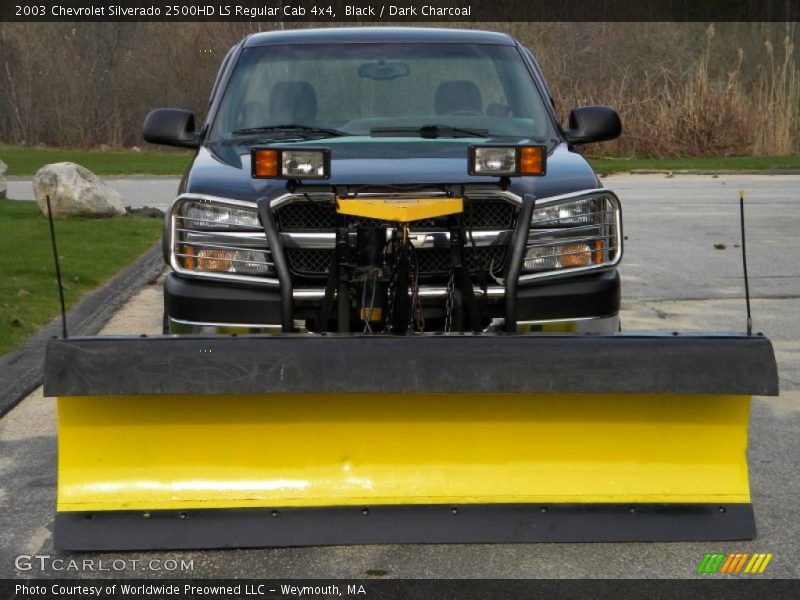 Black / Dark Charcoal 2003 Chevrolet Silverado 2500HD LS Regular Cab 4x4