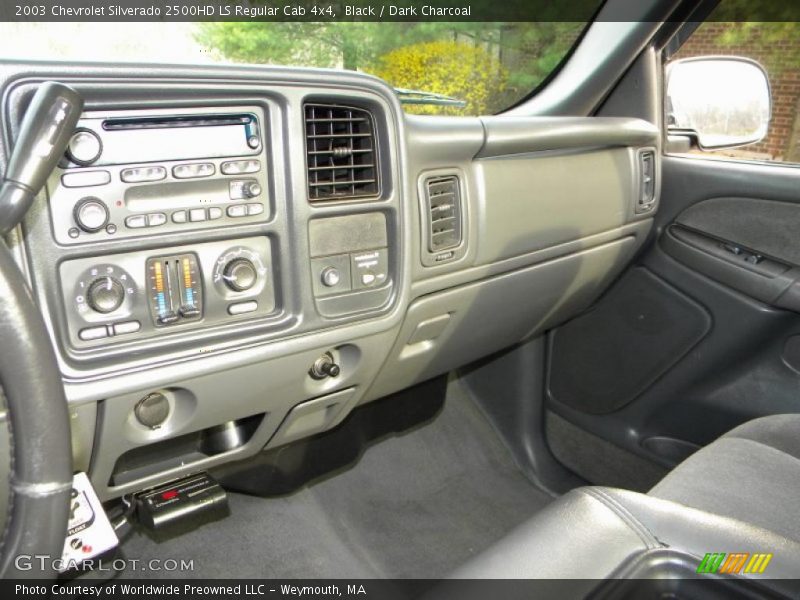 Black / Dark Charcoal 2003 Chevrolet Silverado 2500HD LS Regular Cab 4x4