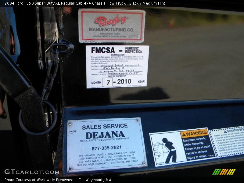 Black / Medium Flint 2004 Ford F550 Super Duty XL Regular Cab 4x4 Chassis Plow Truck