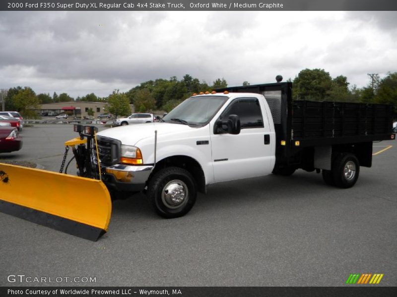 Oxford White / Medium Graphite 2000 Ford F350 Super Duty XL Regular Cab 4x4 Stake Truck