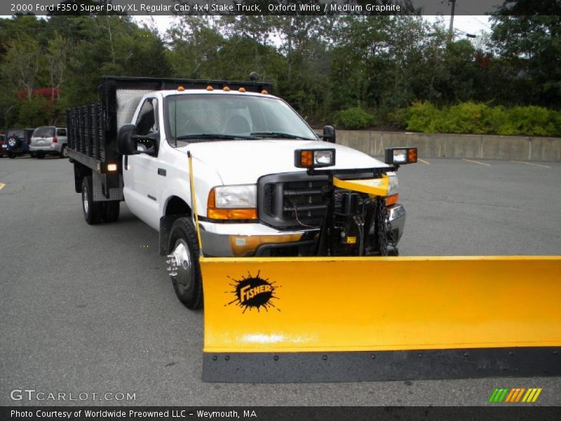 Oxford White / Medium Graphite 2000 Ford F350 Super Duty XL Regular Cab 4x4 Stake Truck