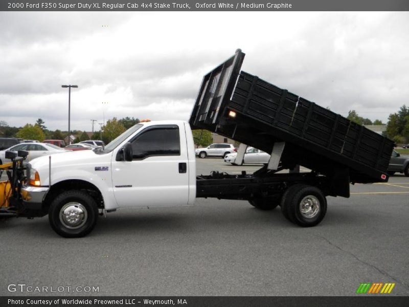 Oxford White / Medium Graphite 2000 Ford F350 Super Duty XL Regular Cab 4x4 Stake Truck