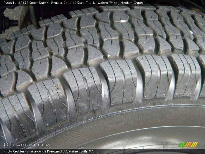 Oxford White / Medium Graphite 2000 Ford F350 Super Duty XL Regular Cab 4x4 Stake Truck