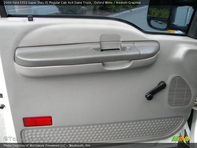 Oxford White / Medium Graphite 2000 Ford F350 Super Duty XL Regular Cab 4x4 Stake Truck