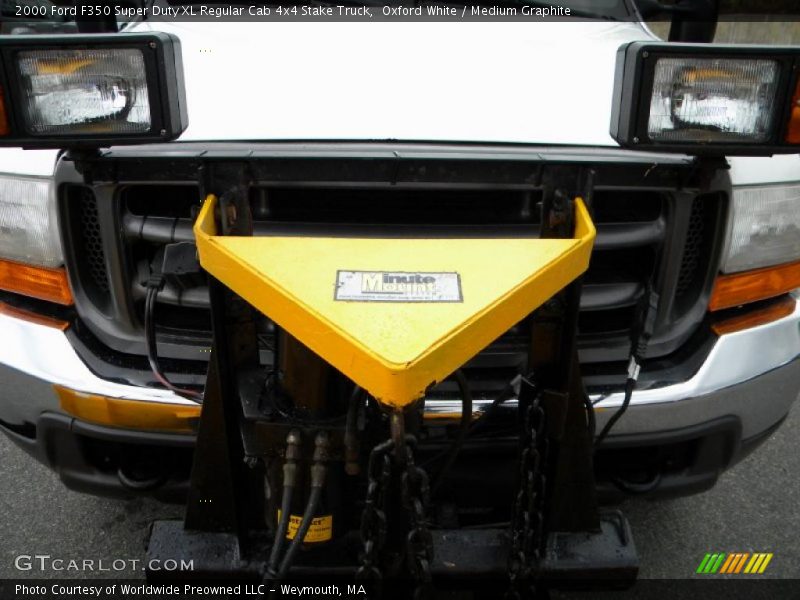 Oxford White / Medium Graphite 2000 Ford F350 Super Duty XL Regular Cab 4x4 Stake Truck