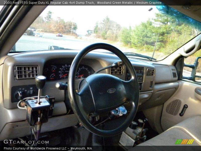 Woodland Green Metallic / Medium Graphite 2000 Ford F550 Super Duty XL Regular Cab 4x4 Dump Truck