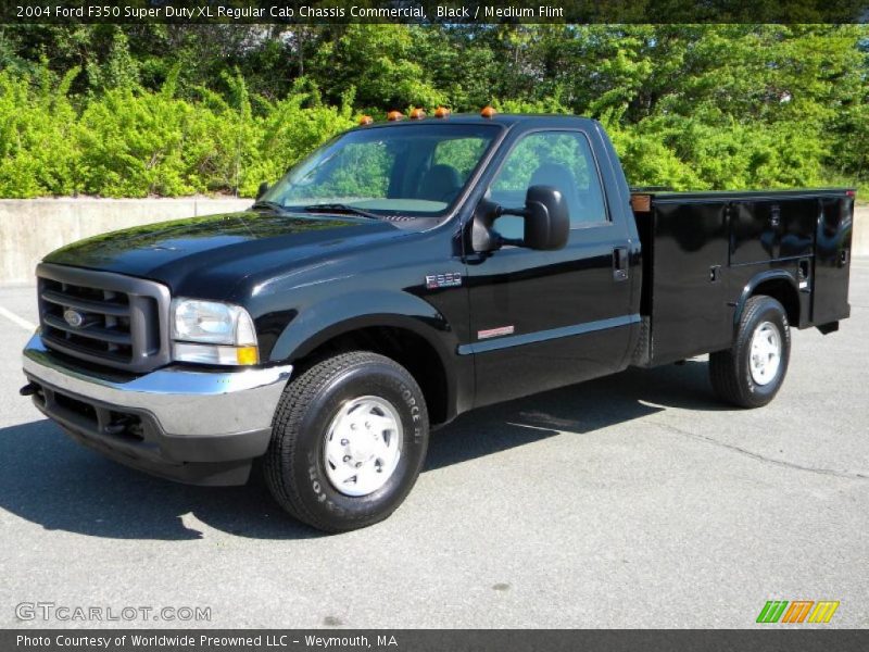 Front 3/4 View of 2004 F350 Super Duty XL Regular Cab Chassis Commercial