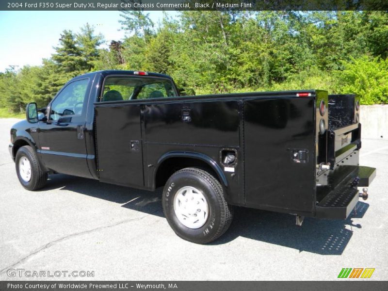 Black / Medium Flint 2004 Ford F350 Super Duty XL Regular Cab Chassis Commercial